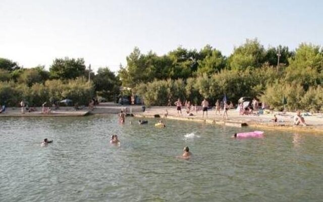 Apartments & Camp Malenica