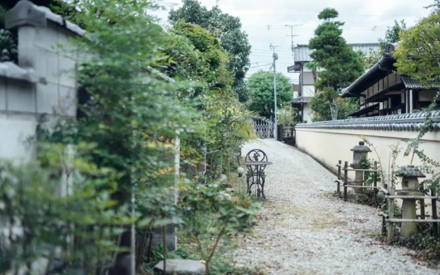 Condominium Takabatake