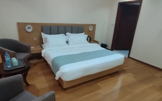 Fashion International Hotel