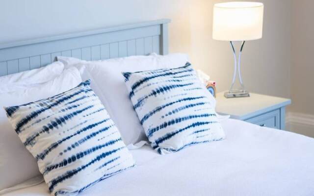 Wonderful Luxury West End Apartment