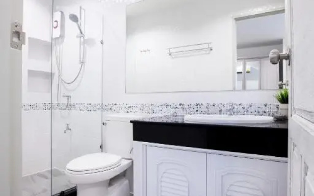 Number 4 Apartment
