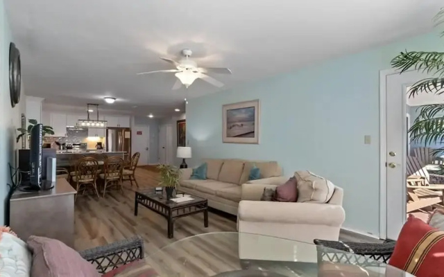 Sea Oats by Southern Vacation Rentals