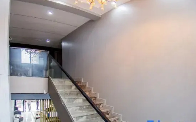Xingsha Hotel (Wuhan Yangluo Sanzhong Branch)