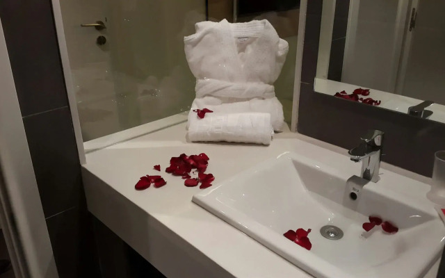 Relax Hotel Kenitra