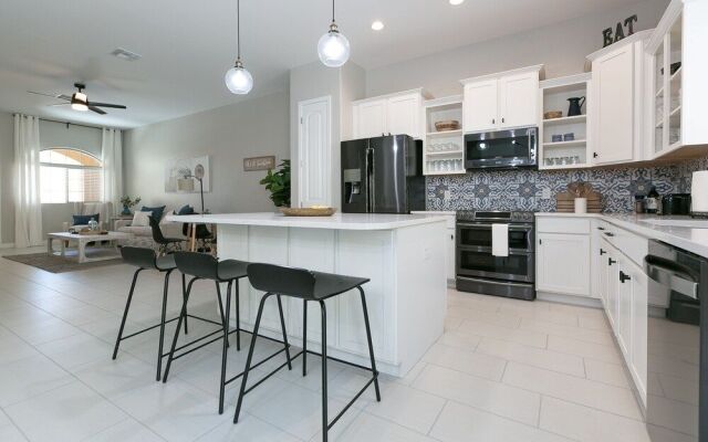 Mesa Palms Ferro 4 Bedroom Townhouse by RedAwning