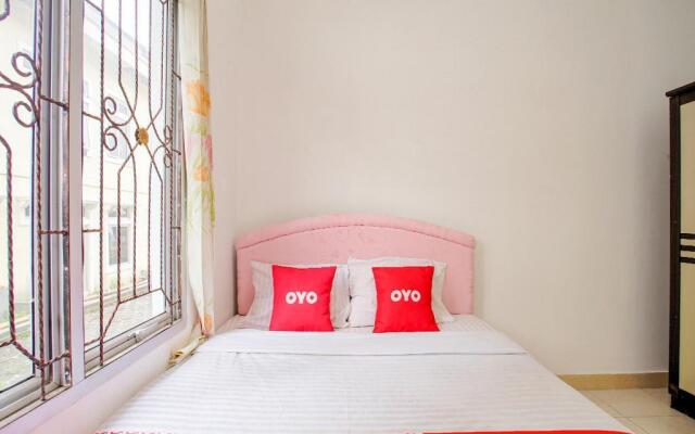 OYO 3241 Grand Suites Palace 4