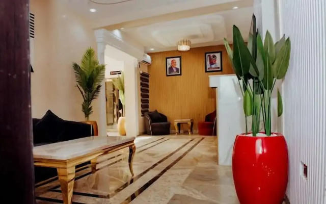 De Bullion Hotels and Suites