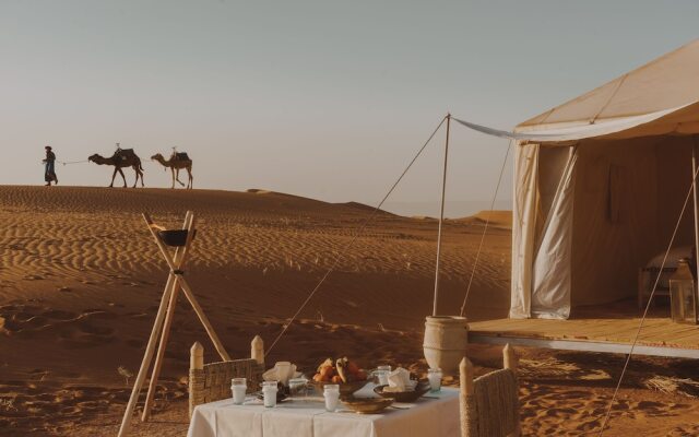 Umnya Dune Camp