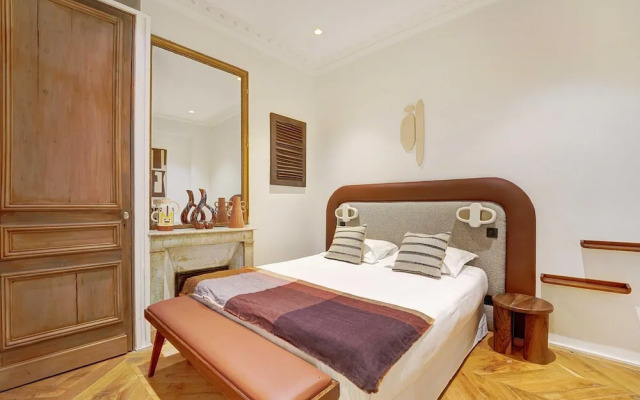 Charm and Elegance for 8p/3br - Grands Boulevards