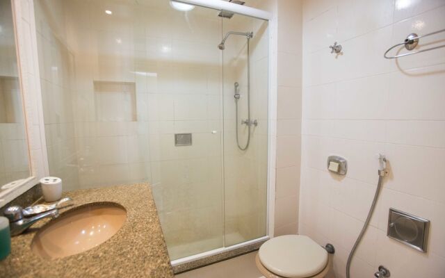 Fadel 702  Estadia Carioca