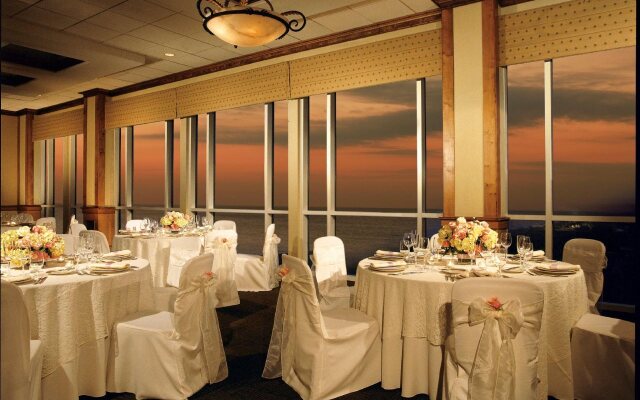 Lido Beach Resort