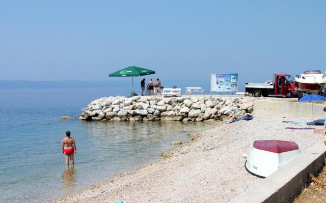 Apartments with a parking space Podgora, Makarska - 18811