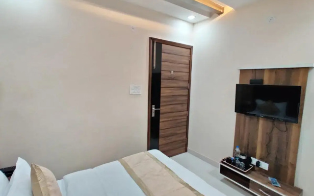 Guntas Residency
