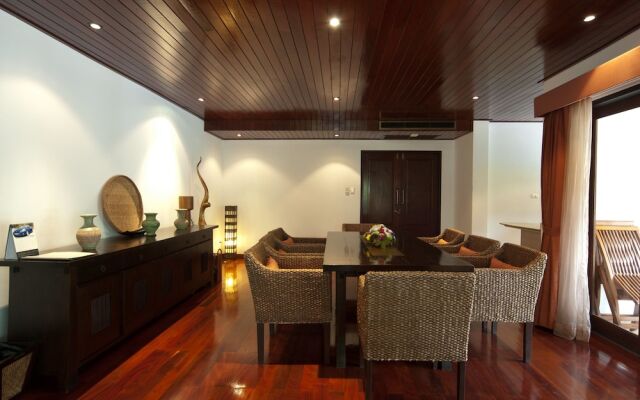 Surin Springs Villa 6 by PIPS