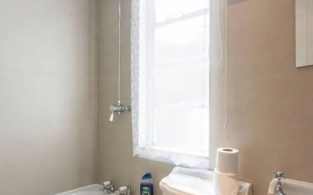 Host Stay Victoria Gardens