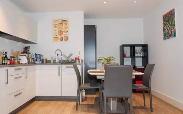 Spacious Modern 1 Bedroom Flat In Islington