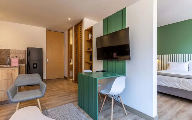 w Stunning 1BR in Chico