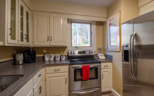 Green Hills Hideaway