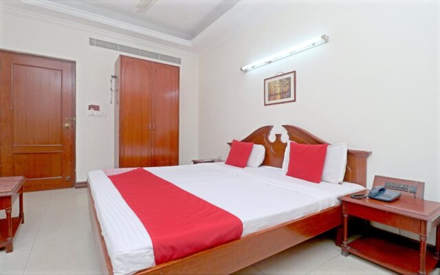 Hotel Plaza by OYO Rooms