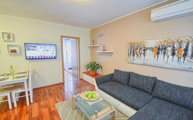 Apartment Arena
