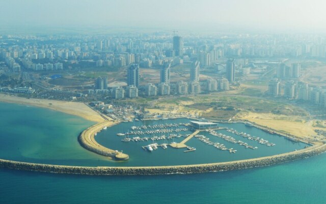 Ashdod Suites Beachfront apartment