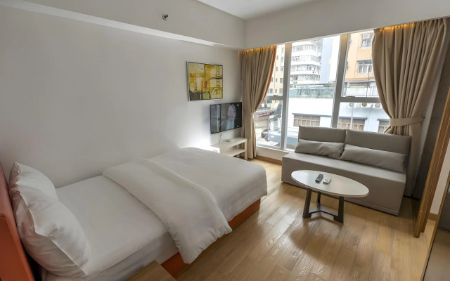 CHI Residence 279