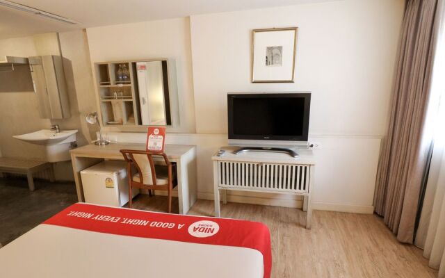 Nida Rooms Phra Khanong Culture