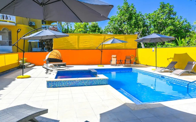 Takuma Boutique Hotel Rooms & Suites Jamaica