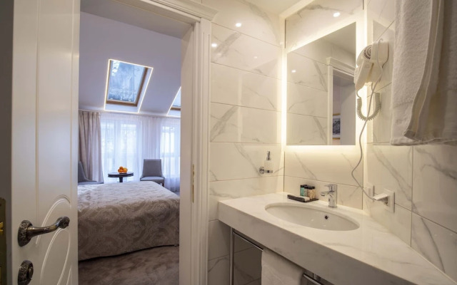 The Moon Boutique Hotel