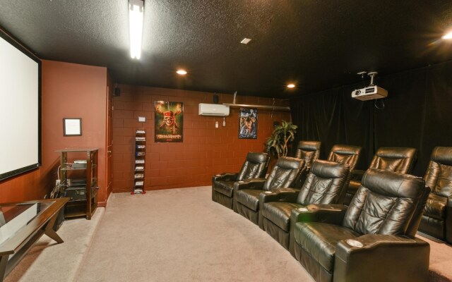 Pixar Movie Playhouse by VillaDirect