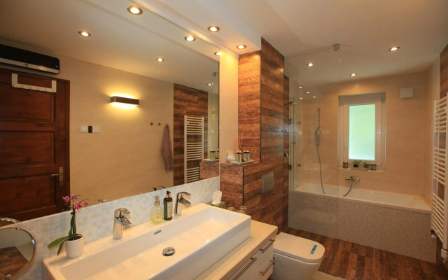 Paskal-Lux Apartments