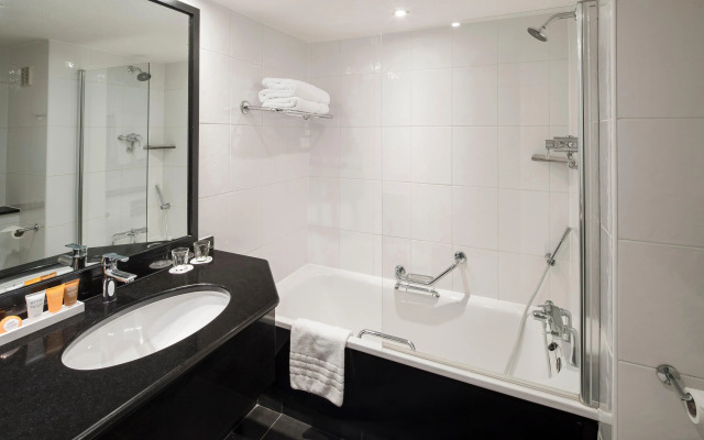 Crowne Plaza Stratford Upon Avon by IHG