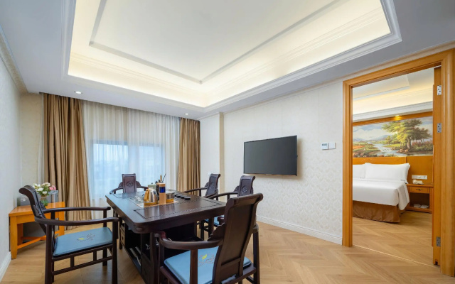 Vienna Hotel Shenzhen Dalang Clothing Base Branch – Guest Rooms – Shenzhen