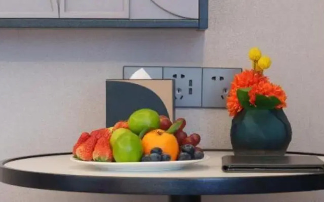 Yitel Collection (Chengdu Wuhouci Sichuan Orthopaedic Hospital Metro Station Branch)