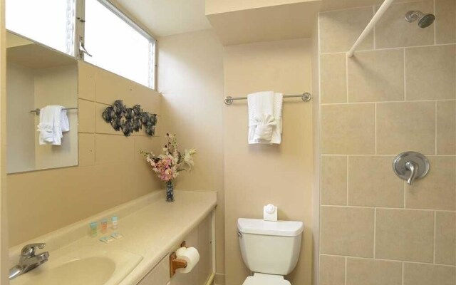 Haleakala Shores B407 - Two Bedroom Condo