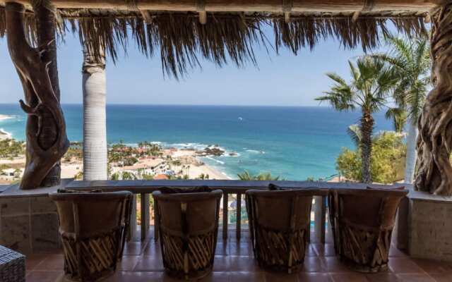 Casa Tranquila Only Steps to The Ocean 5-bedrooms Sleeps 9