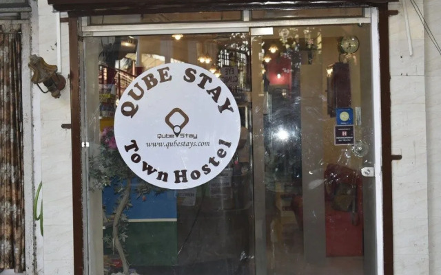 Qubestay Town Hostel