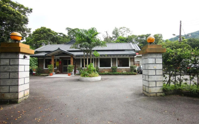 Taiwan Reishi Expert Bed and Breakfast