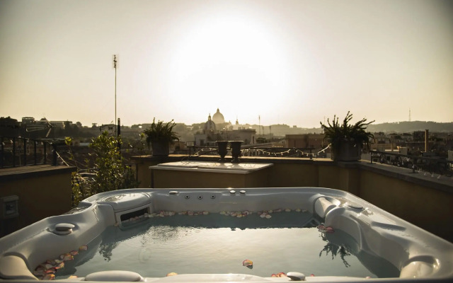 Navona Queen Rooftop