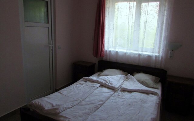 BIO Pension - BIO Panzio - Pensiunea BIO