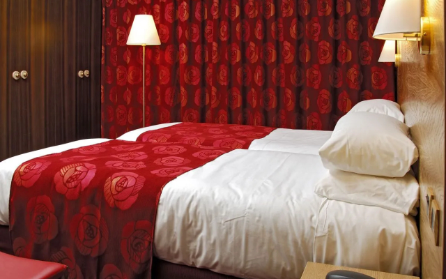 Hôtel La Tour Maje