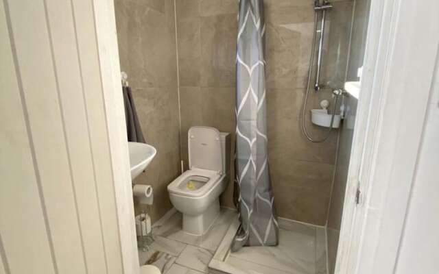 Comfortable Homely Studio Flat in Wembley