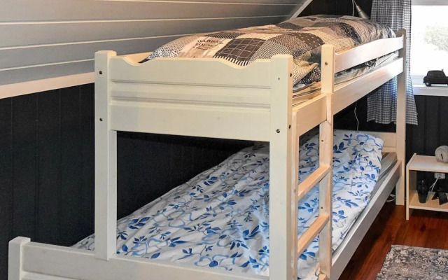 5 Person Holiday Home in Bud-by Traum