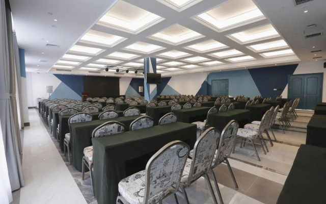 Penglai Guanlan International Hotel