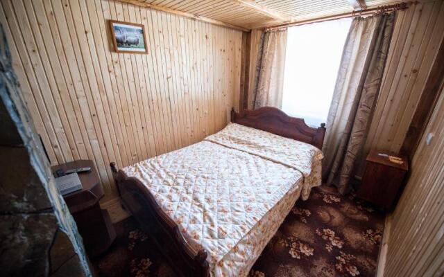 Gazdіvska Hata Guest House