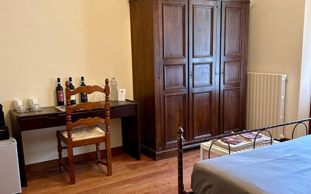 The Grapevine by MANVI