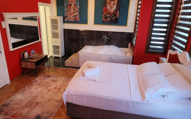 Sari Kosk Butik Otel