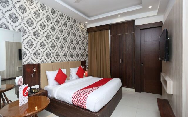 OYO 14481 Almati Inn