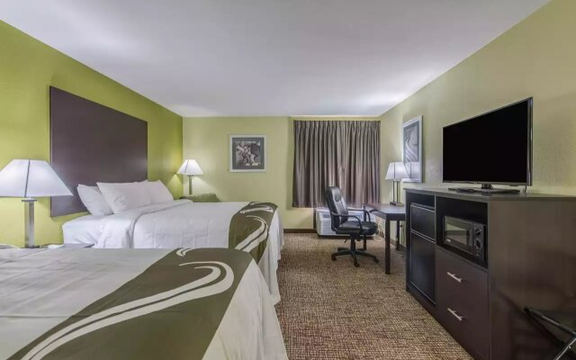 Quality Inn & Suites Hotel Muncie