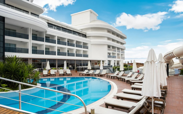 Laguna Beach Alya Resort & SPA - All Inclusive